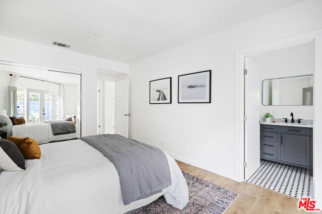 Building Photo - 2815 S Holt Ave