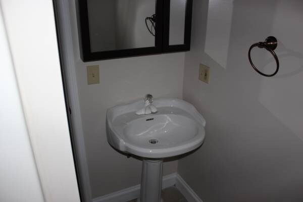 Building Photo - 919 13th St