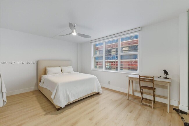 Building Photo - 9195 Collins Ave