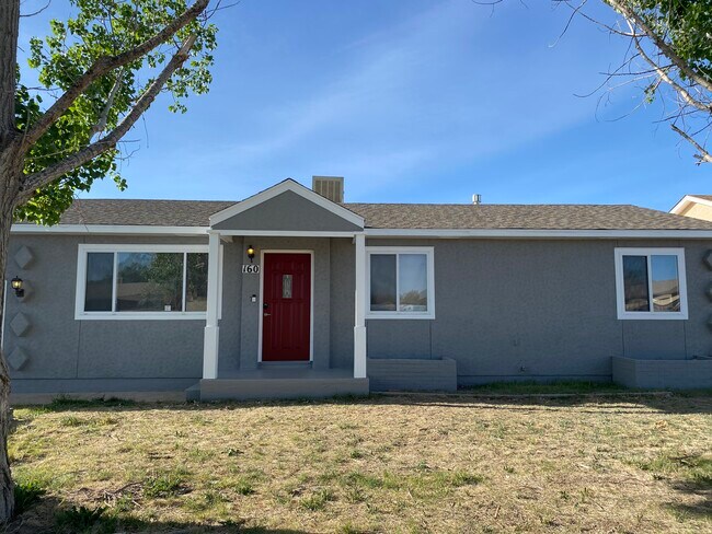 Primary Photo - 160 E Eads Dr
