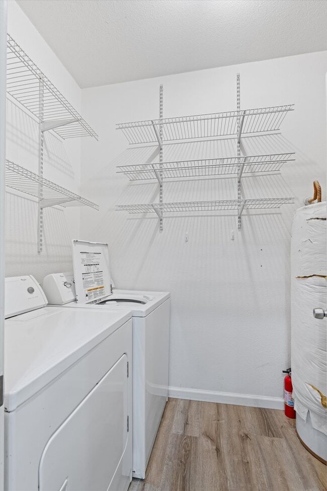 Building Photo - 1307 Kinney Ave