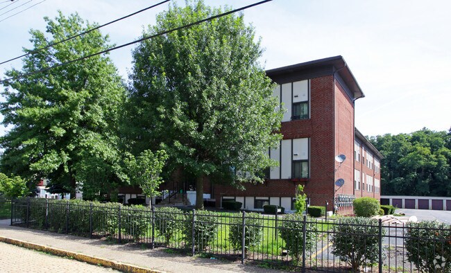 Building Photo - Wilson School Apartments