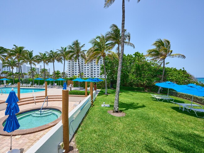 Building Photo - 3420 S Ocean Blvd