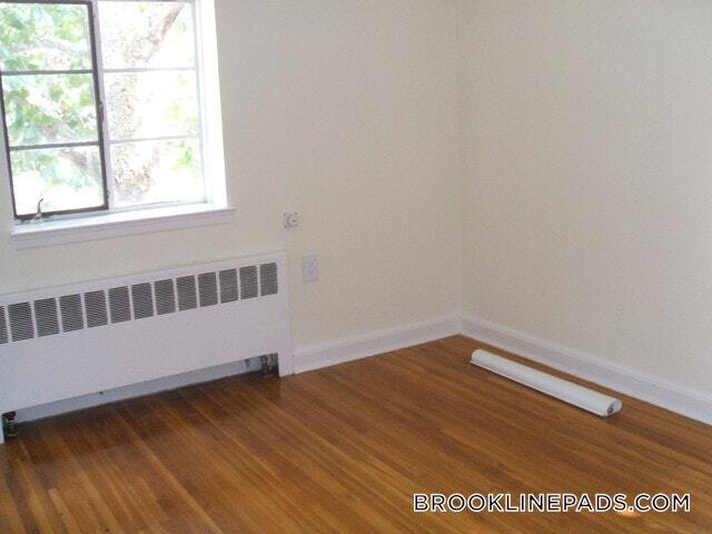 Building Photo - 84 St Paul St