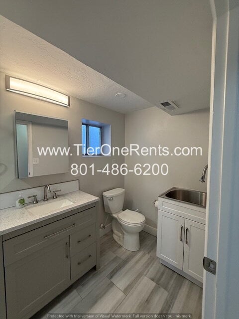 Building Photo - NO DEPOSIT option available for qualified renters!