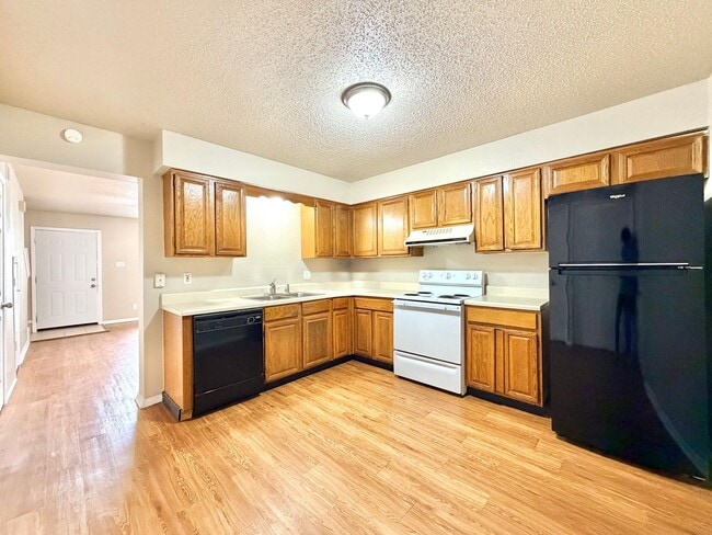 Building Photo - 3063 Olympia Dr