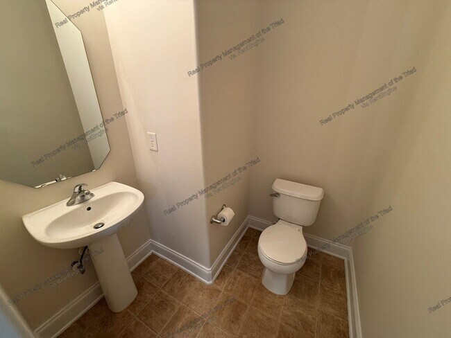 Building Photo - 3821 Marble Dr