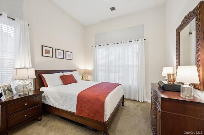 Building Photo - 228 Sonata Ct
