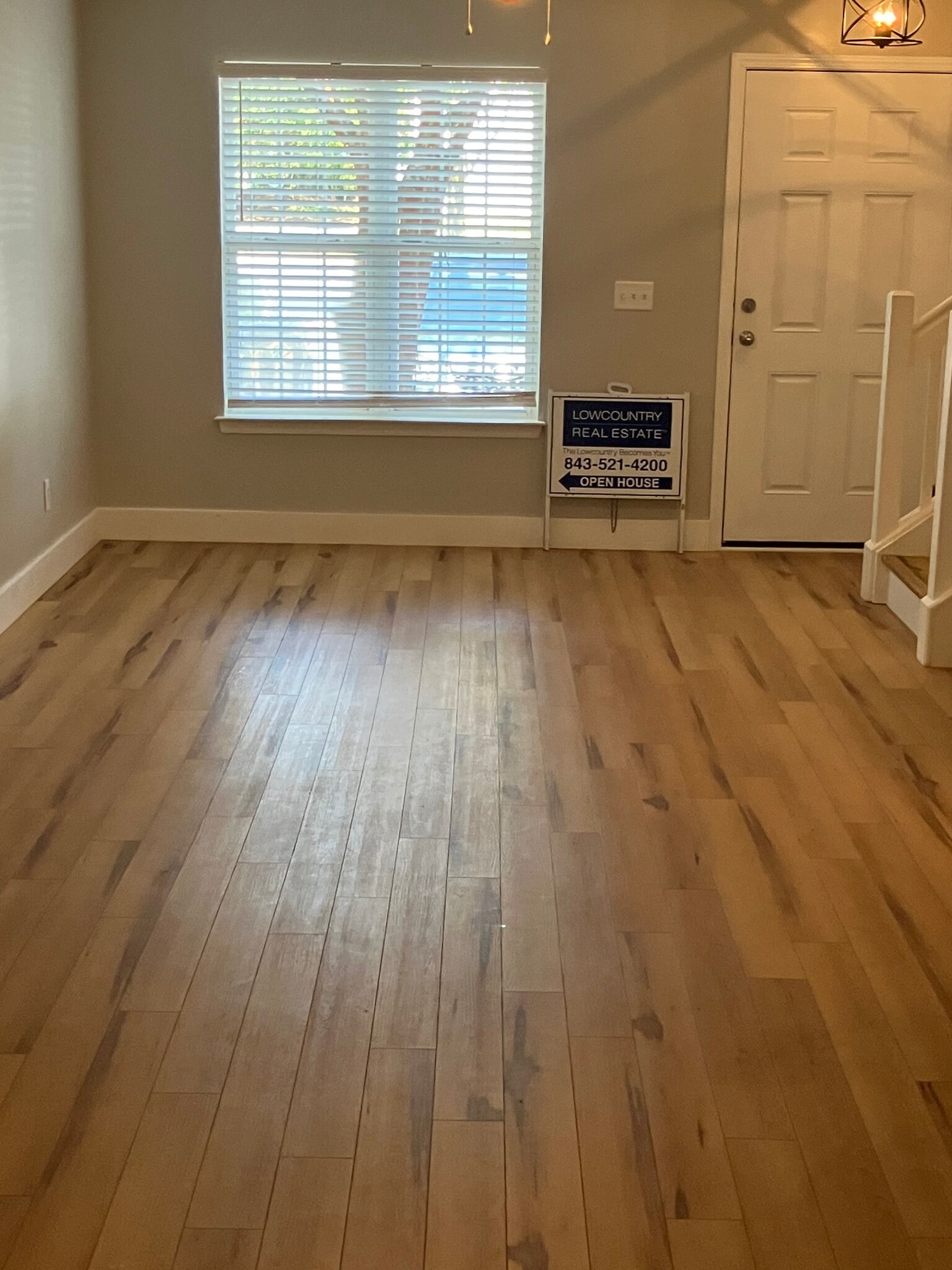 Living Room - 119 South St