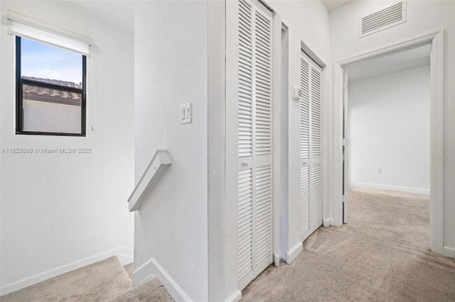 Building Photo - 11763 SW 246 Terrace