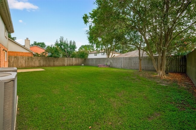 Building Photo - 1826 Oak Valley Dr