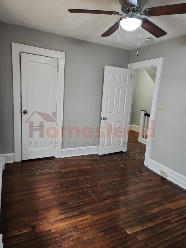Building Photo - 5 BEDROOM HOME FOR RENT IN COLLINGDALE!