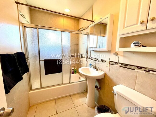 Building Photo - 4122 Gamma St