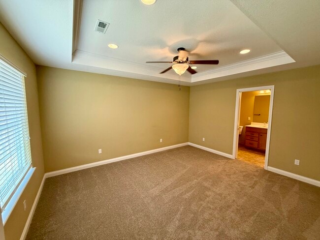 Building Photo - 101 Ulster Dr