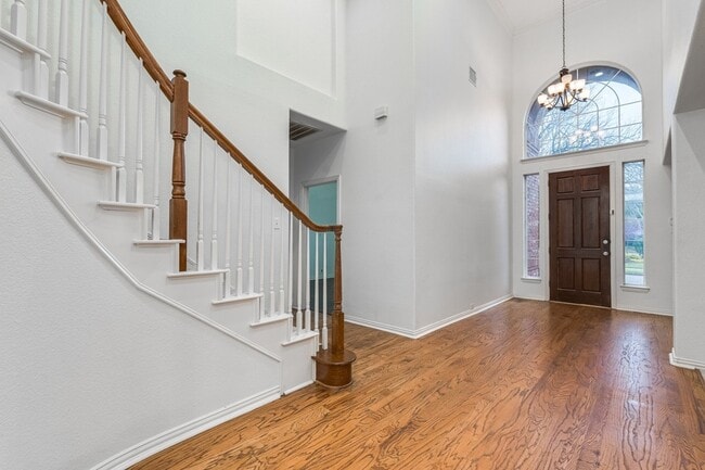 Building Photo - 3829 Bonita Dr