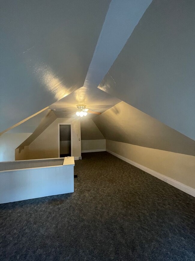 Building Photo - 1408 Methyl St