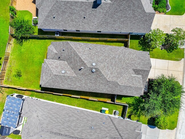 Building Photo - 706 Santa Elena Trail