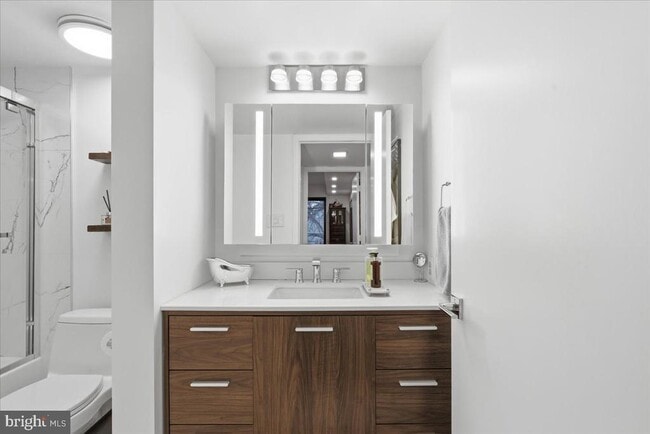 Building Photo - 2141 Wisconsin Ave NW