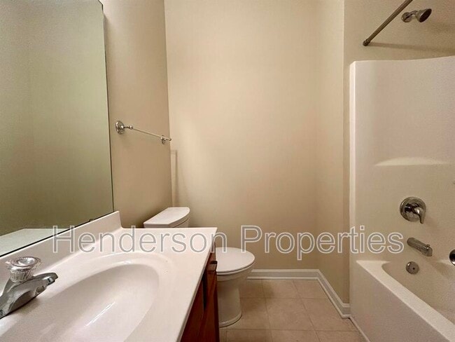 Building Photo - 125 Charterhouse Ln