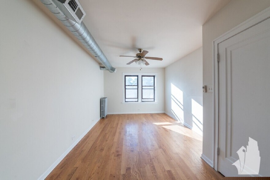 Building Photo - 1251 W Henderson St