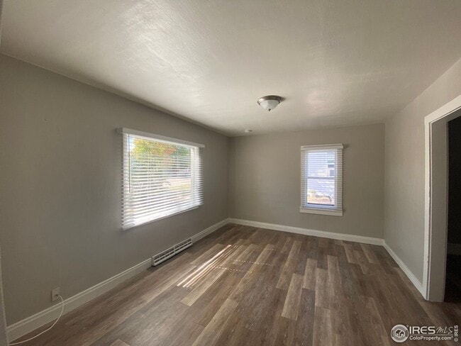 Building Photo - Cozy 1 bedroom - Available NOW!