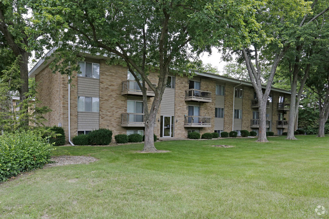 Primary Photo - Brookview Apartments