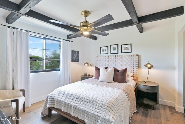 Building Photo - 4814 E Marston Dr