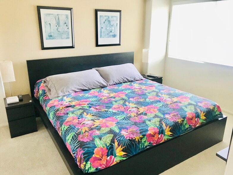 Building Photo - 2860 Escala Cir