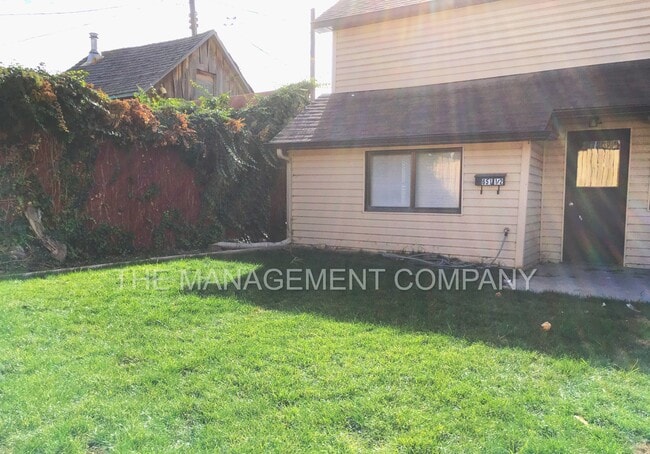 Building Photo - 651 2nd Ave N