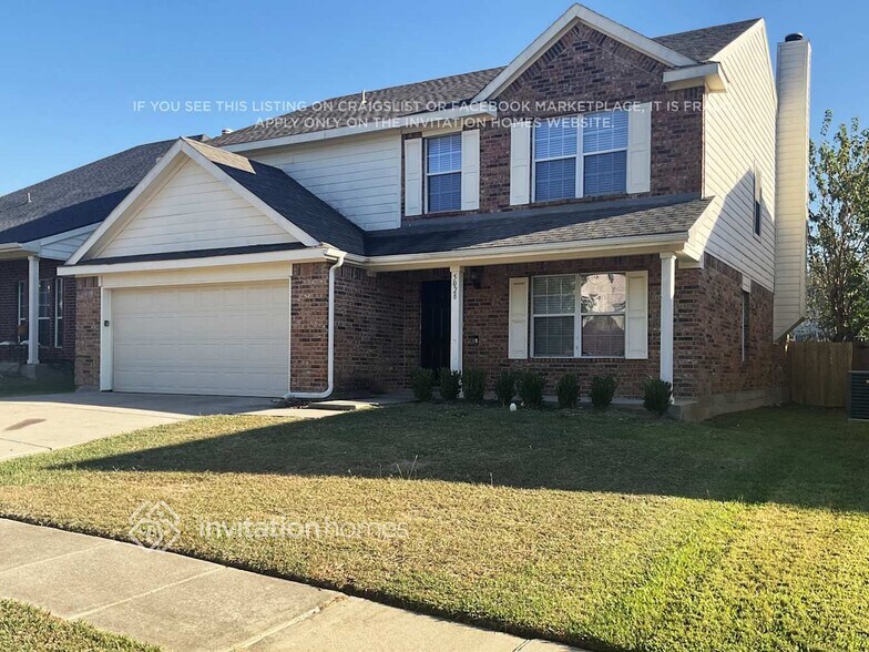 Primary Photo - 5028 Raymond Dr