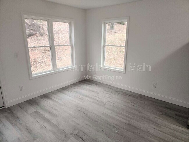 Building Photo - 177 Quinn Hill Ln