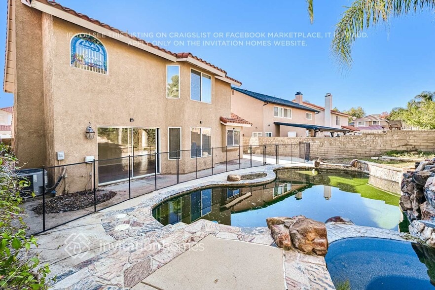 Building Photo - 20325 Calhaven Dr