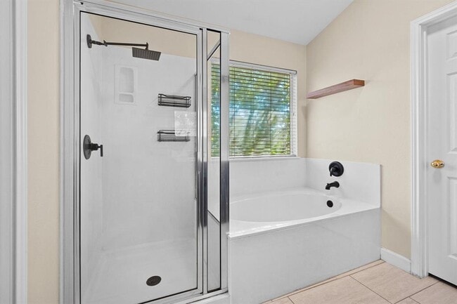Building Photo - 1405 Ty Cobb Pl