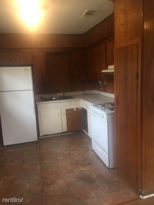 Building Photo - 1 br, 1 bath House - 1722 First Ave
