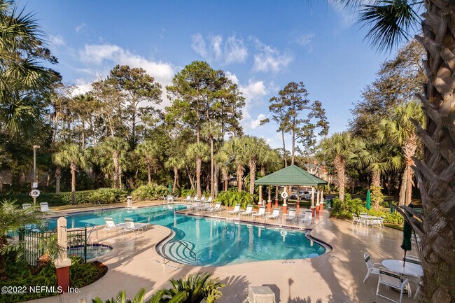 Building Photo - 230 Colima Ct