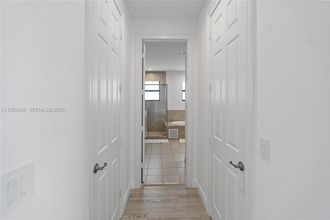 Building Photo - 9974 NW 86th Terrace