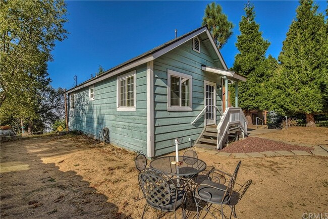 Building Photo - 1165 Saturn Way