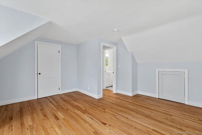 Building Photo - 119 Sunnyside Ct