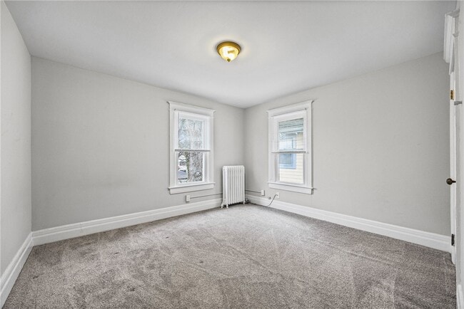 Building Photo - 164 Laburnam Crescent