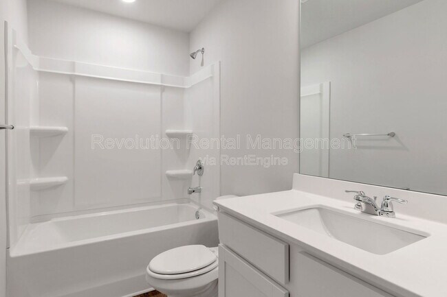 Building Photo - 101 Tumbling Waters Trl