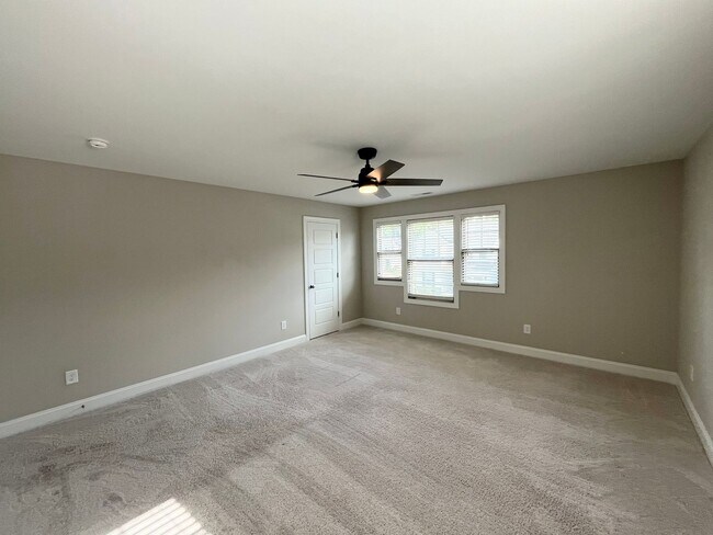 Building Photo - Newly Built 3BD, 2.5BA Durham Home Near Brier Creek, Interstates, and RDU Airport in an HOA Commu...