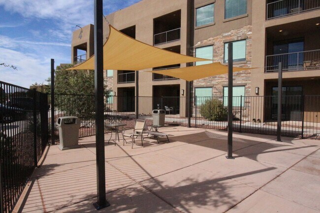 Building Photo - Move in Ready - Sand Hollow and Dunes Retreat