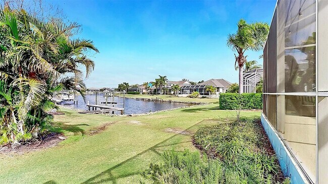 Building Photo - 613 Manns Harbor Dr