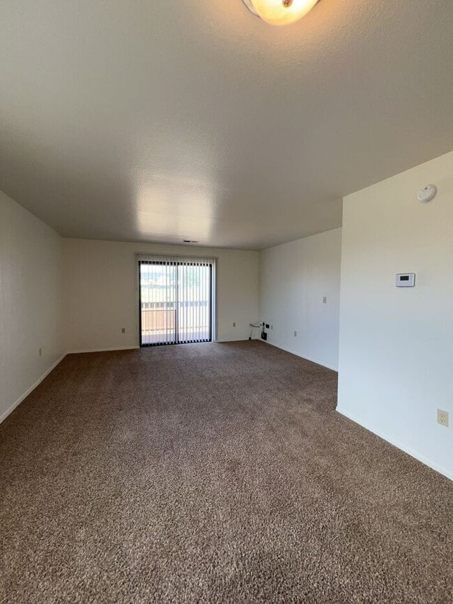 Building Photo - 342 Sacajawea Ct