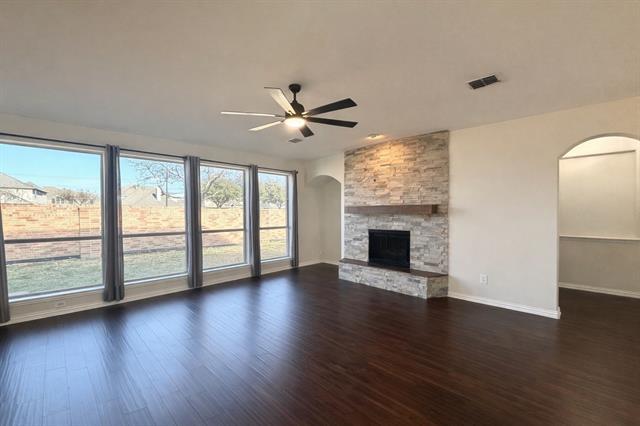 Building Photo - 7236 Tolosa