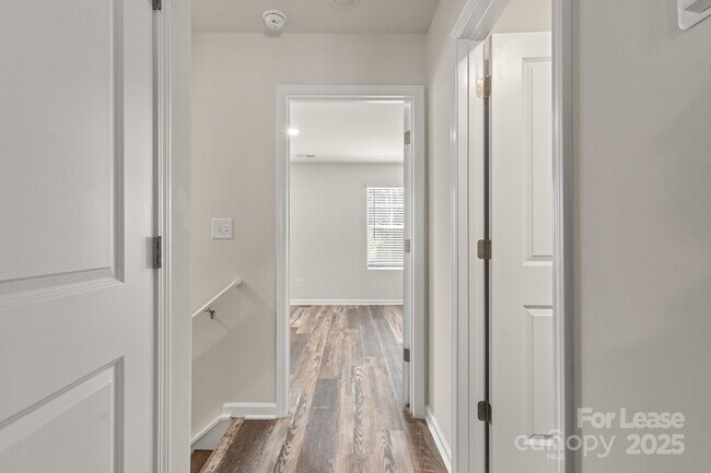 Building Photo - 117 Dogwood Vlg Trl