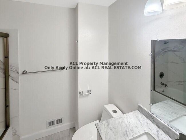 Building Photo - FOR RENT | Beautifully Updated 4 Bedroom Home in North Fremont