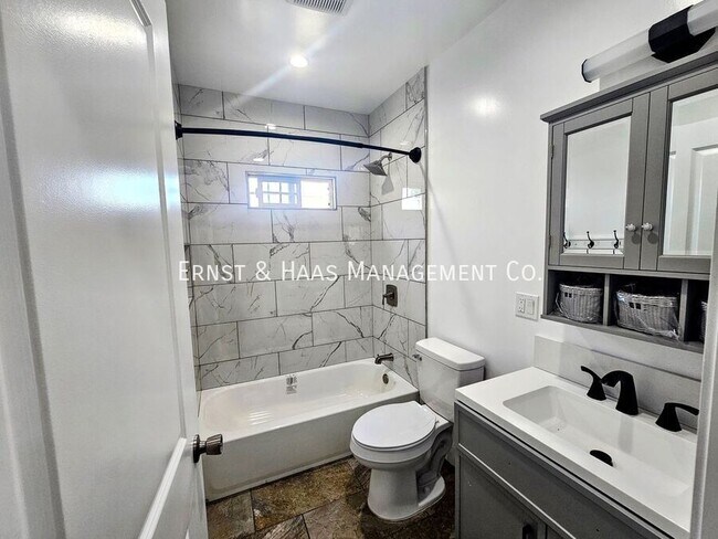 Building Photo - 1551 W 103rd St