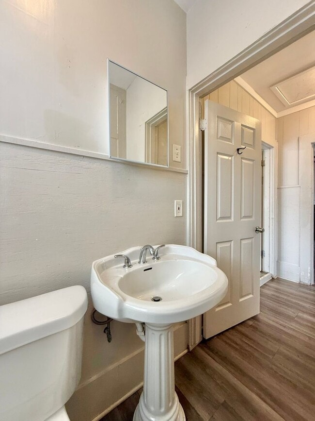 Building Photo - Bow St Tripex