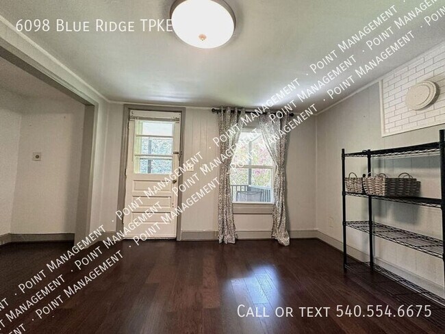 Building Photo - 6098 Blue Ridge Turnpike